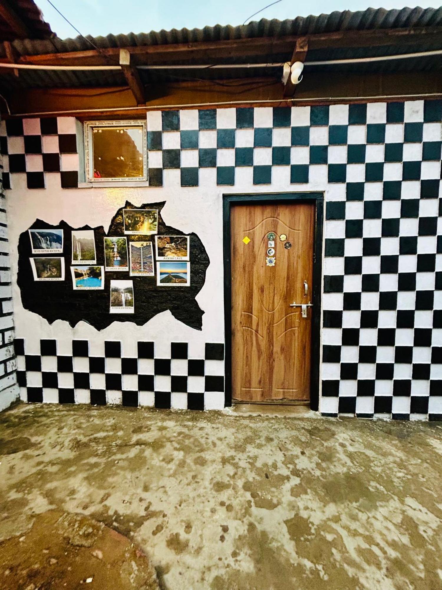 Isabella Hostel シロン エクステリア 写真