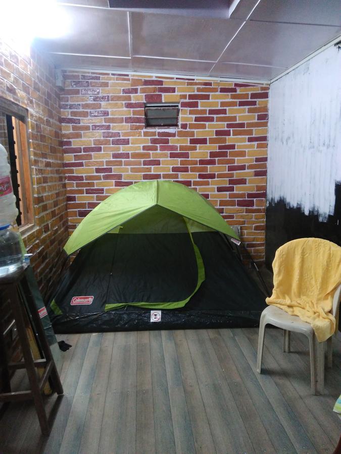 Isabella Hostel シロン エクステリア 写真